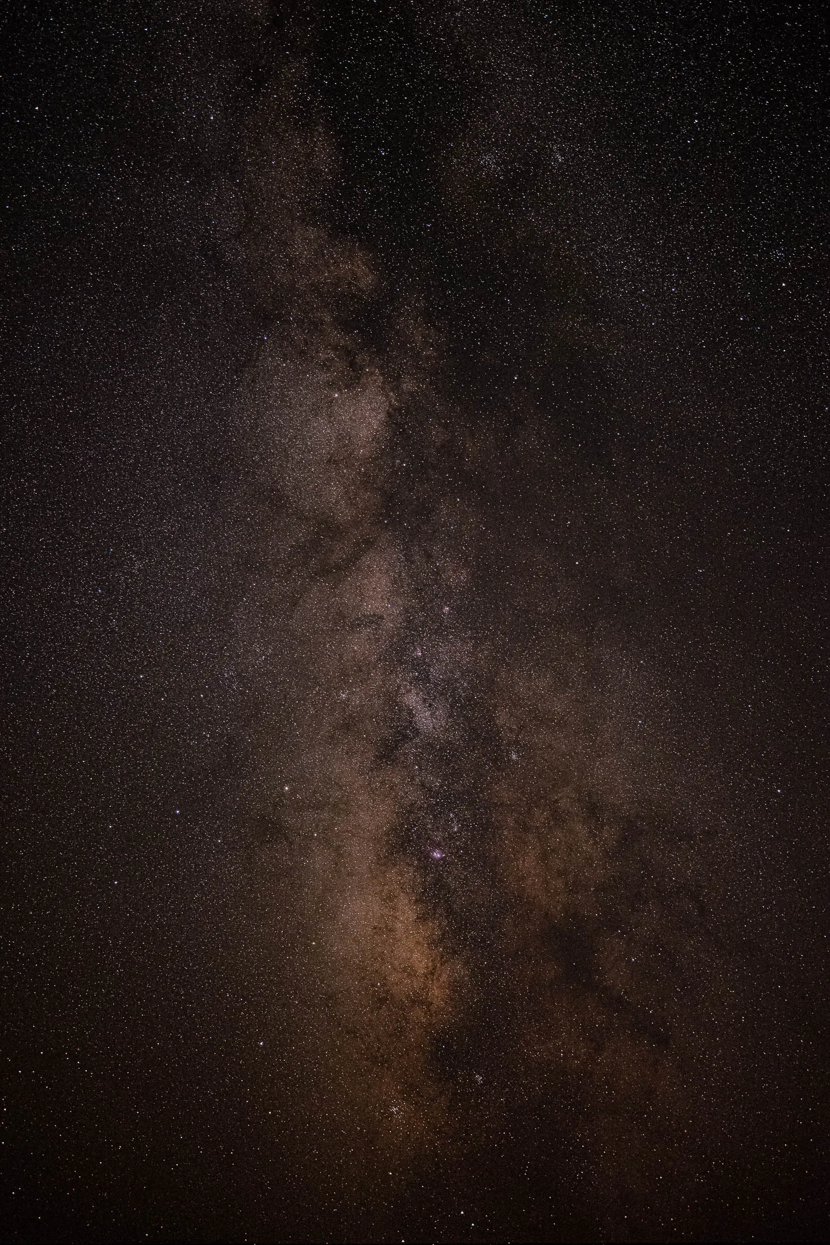 The Milky Way above the horizon