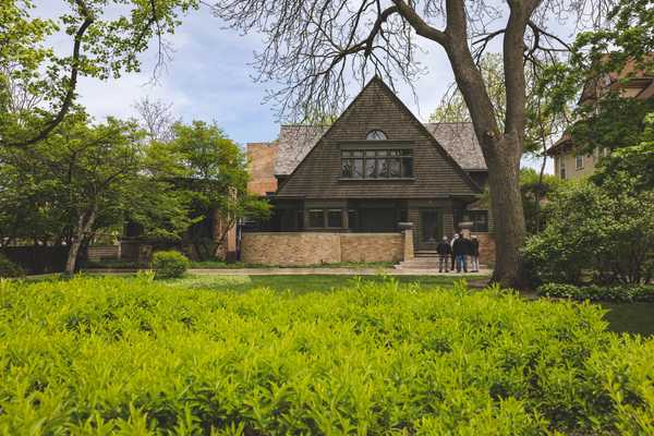 A photo of the Frank Lloyd Wright Home and Studio in Oak Park, IL.