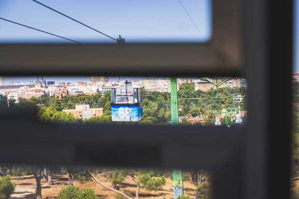 A photo out the window of a Teleférico car on the way to Casa de Campo